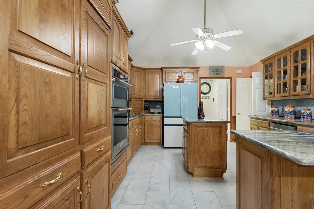 1644 Pineview Lane Hideaway, TX 75771