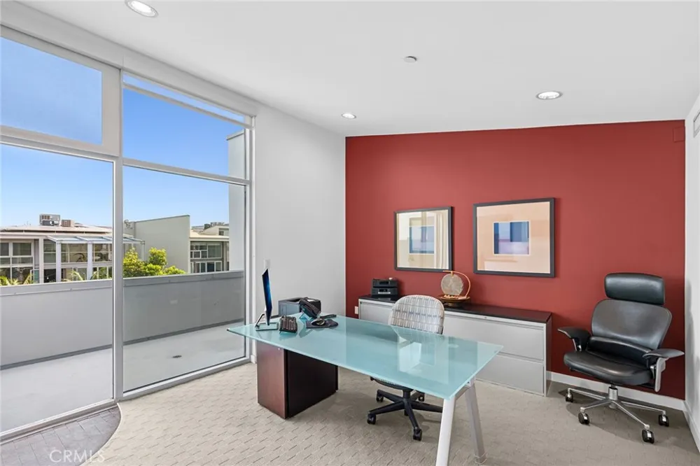 517 30th Street Newport Beach, CA 92663