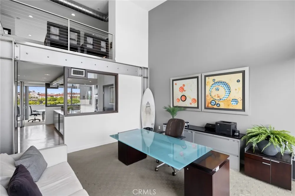 517 30th Street Newport Beach, CA 92663