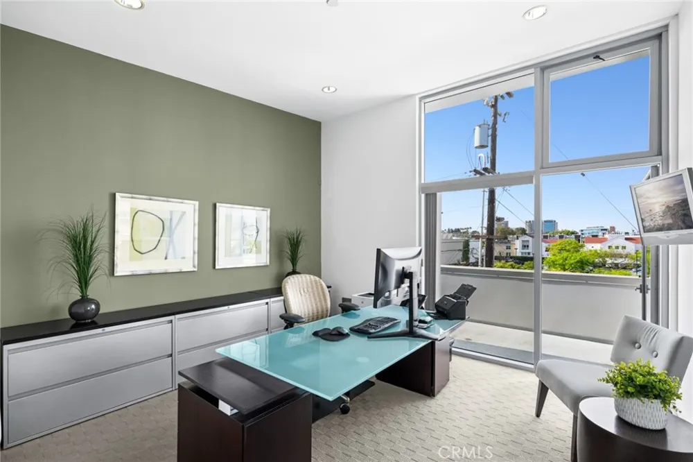 517 30th Street Newport Beach, CA 92663
