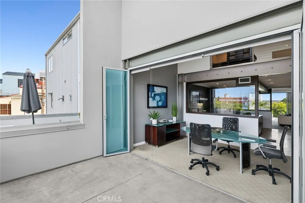 517 30th Street Newport Beach, CA 92663