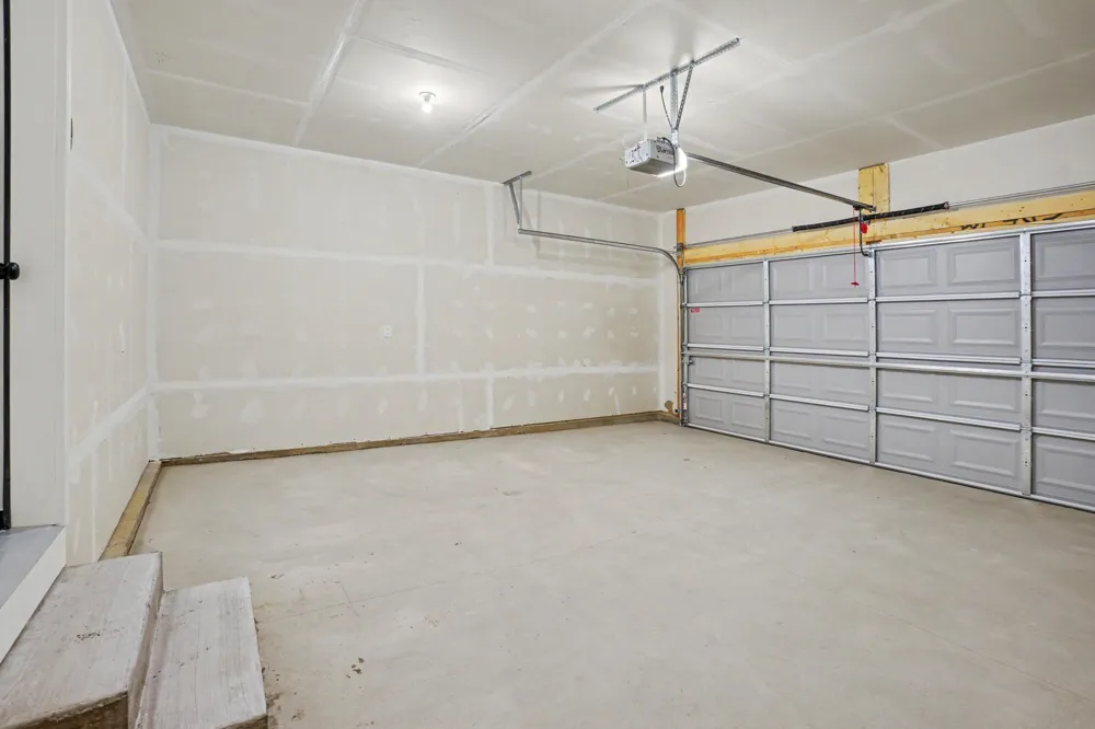 58370 Swenson Street Mattawan, MI 49071