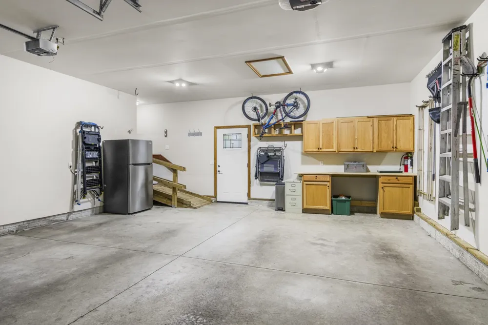 4473 Paper Birch Lane Acme Township, MI 49686