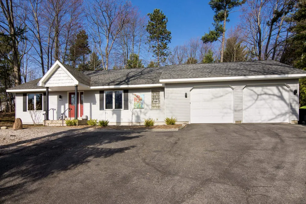 4473 Paper Birch Lane Acme Township, MI 49686