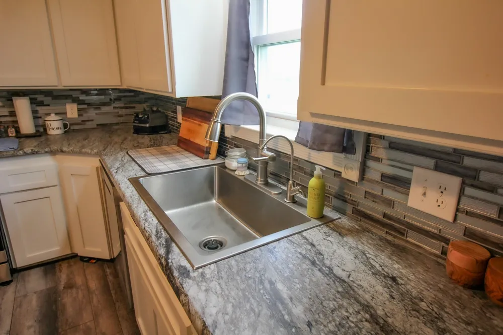 3061 Turkey Creek Road Sunset, TX 76270