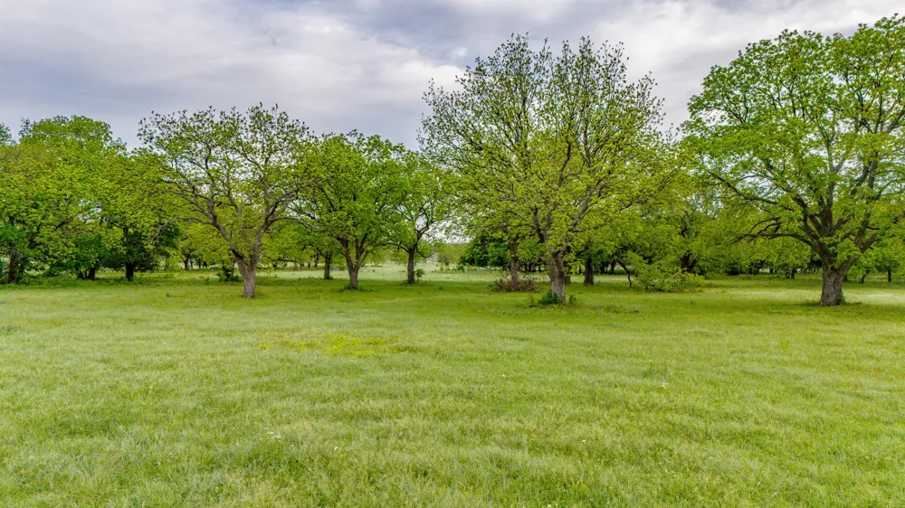 3061 Turkey Creek Road Sunset, TX 76270
