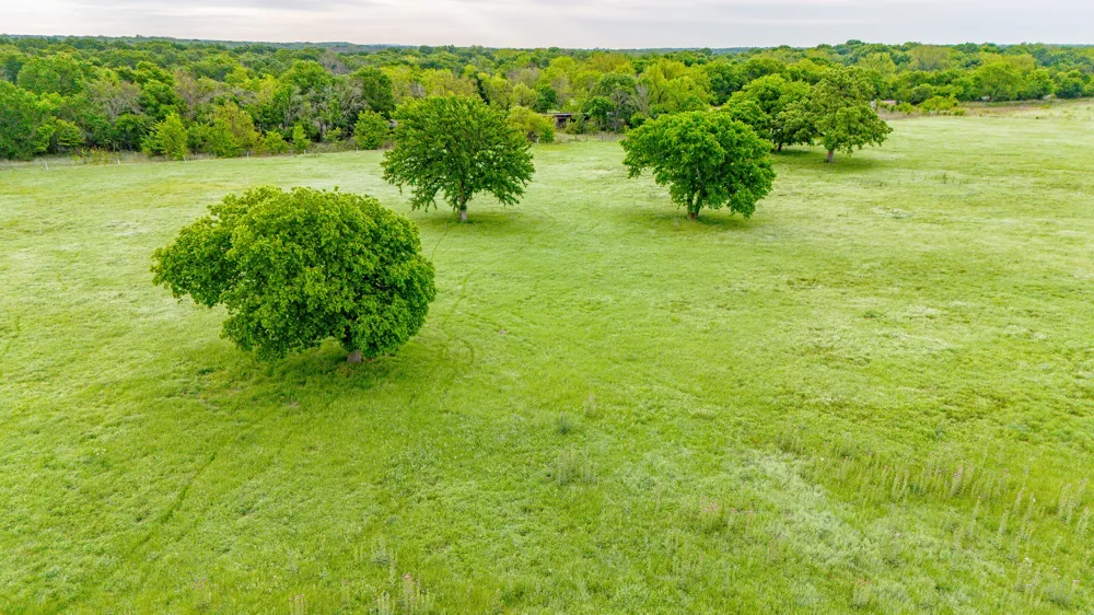 3061 Turkey Creek Road Sunset, TX 76270