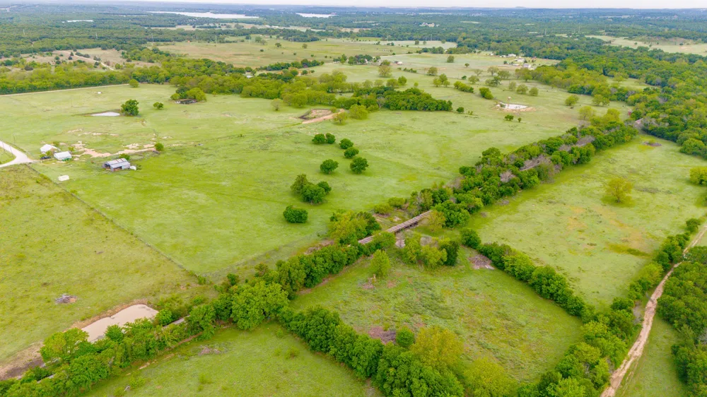 3061 Turkey Creek Road Sunset, TX 76270