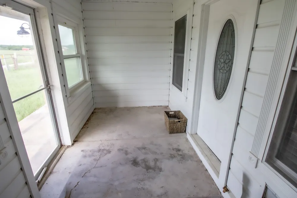 3061 Turkey Creek Road Sunset, TX 76270