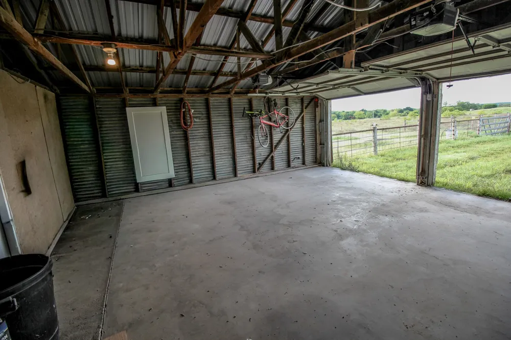 3061 Turkey Creek Road Sunset, TX 76270