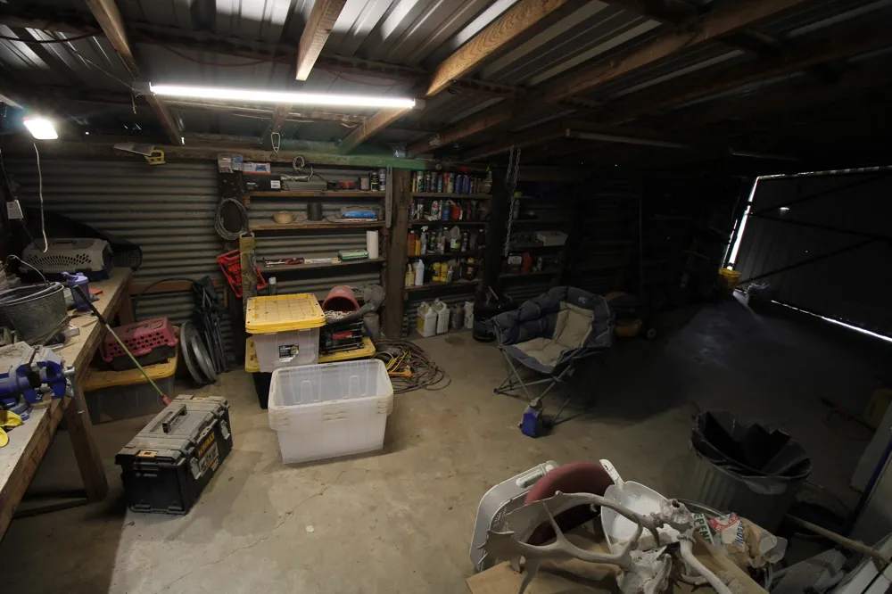 3061 Turkey Creek Road Sunset, TX 76270