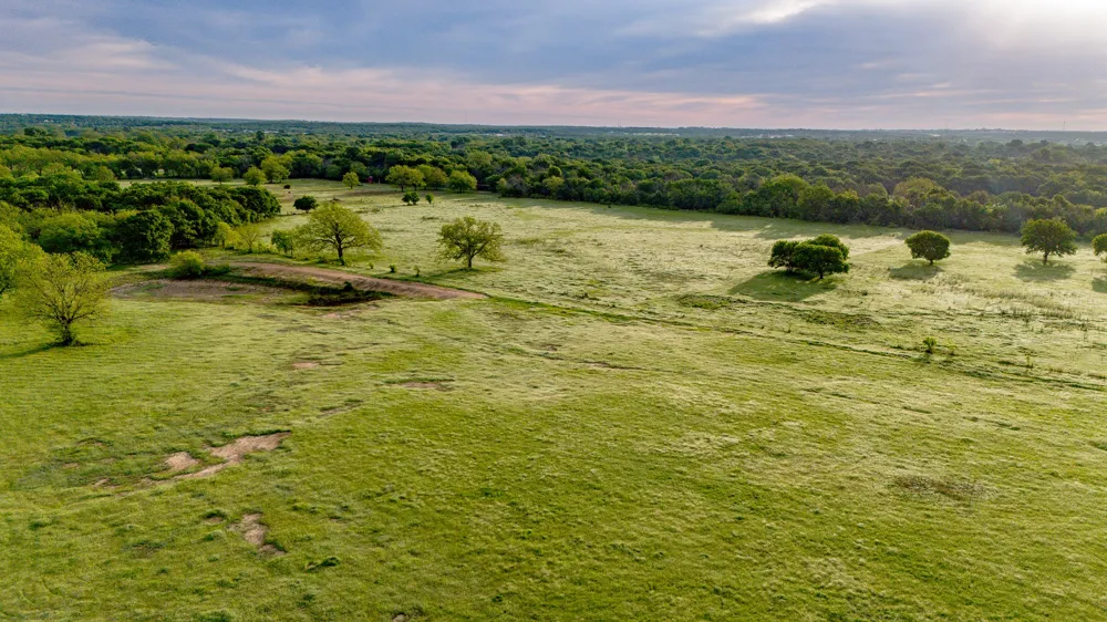 3061 Turkey Creek Road Sunset, TX 76270