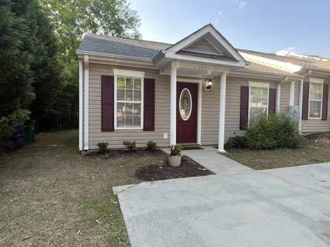 107 SW Melville Lane