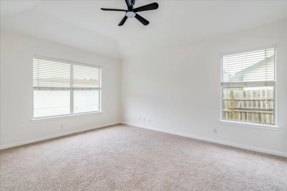 201 Elmer Cove Kyle, TX 78640