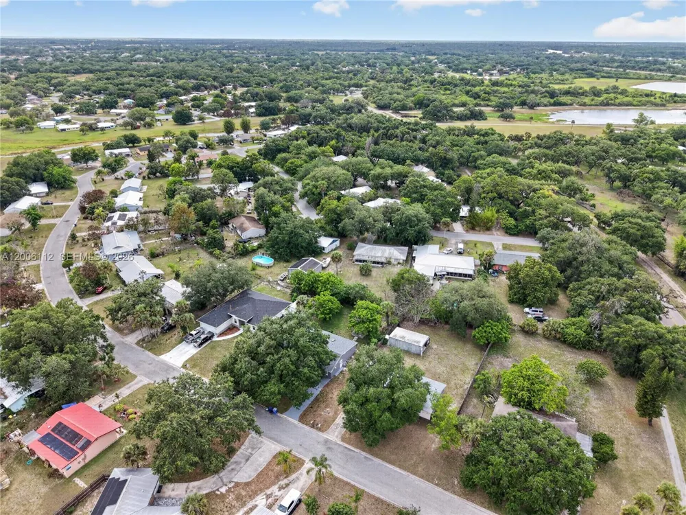 4030 SCHOOL CIR La Belle, FL 33935