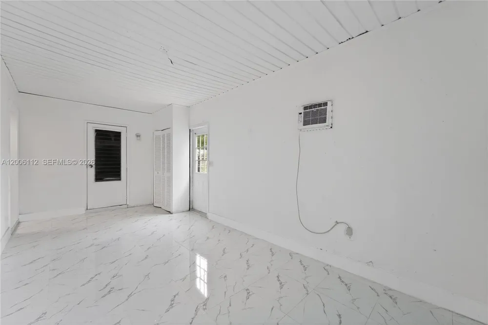 4030 SCHOOL CIR La Belle, FL 33935