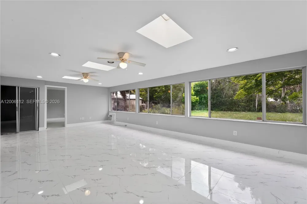 4030 SCHOOL CIR La Belle, FL 33935