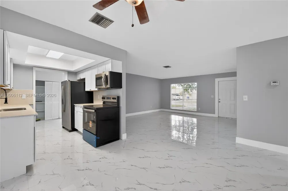 4030 SCHOOL CIR La Belle, FL 33935