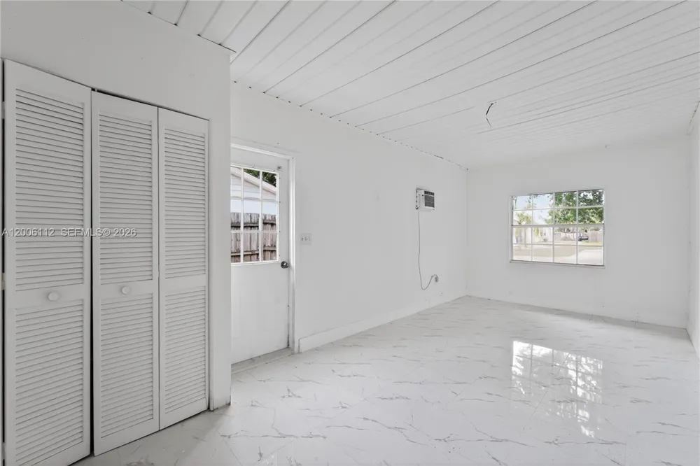 4030 SCHOOL CIR La Belle, FL 33935