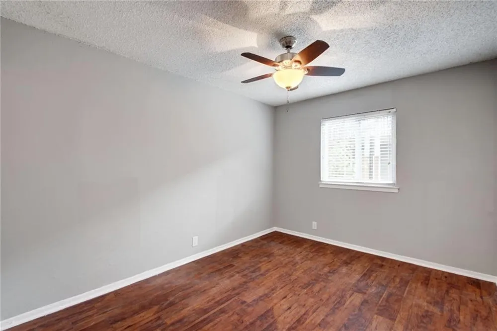 2401 Manor Road #127 Austin, TX 78722