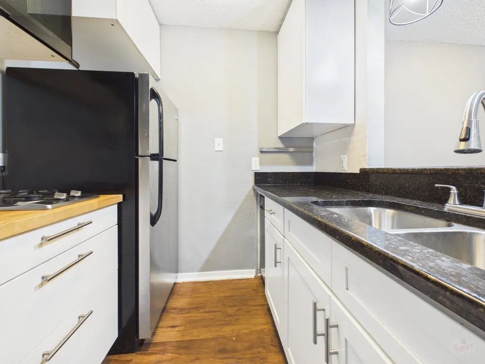 2401 Manor Road #127 Austin, TX 78722