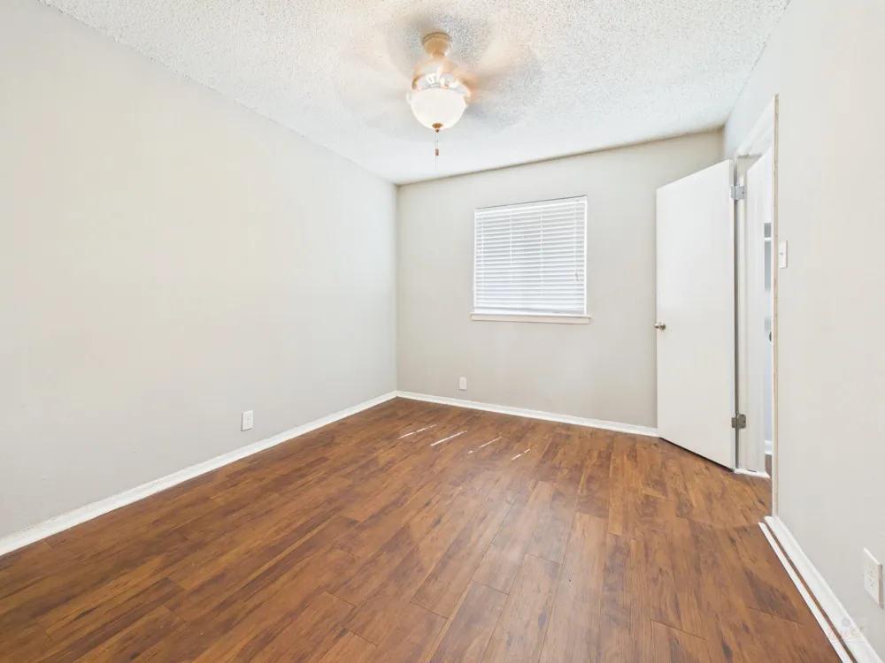 2401 Manor Road #127 Austin, TX 78722