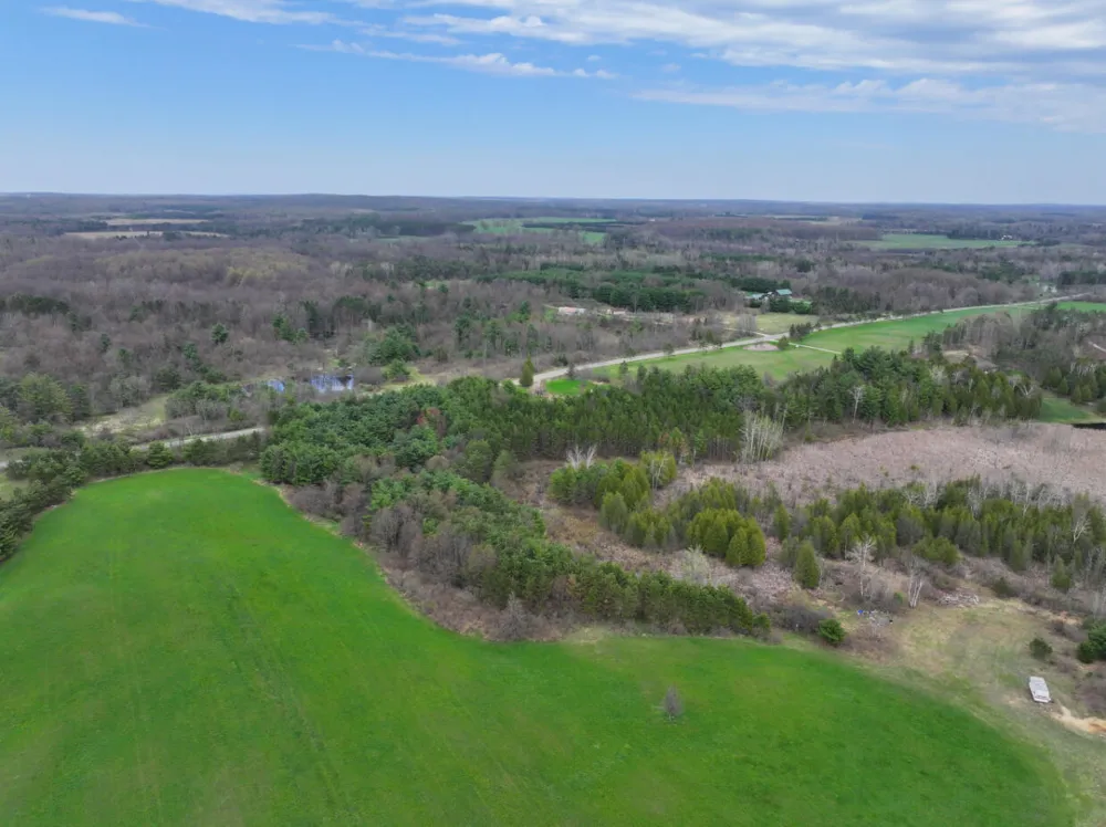 8 18 Mile Road Remus, MI 49340