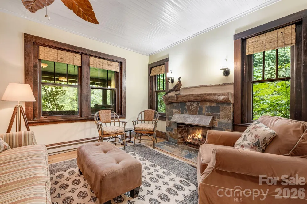 257 Henderson Drive Hot Springs, NC 28743