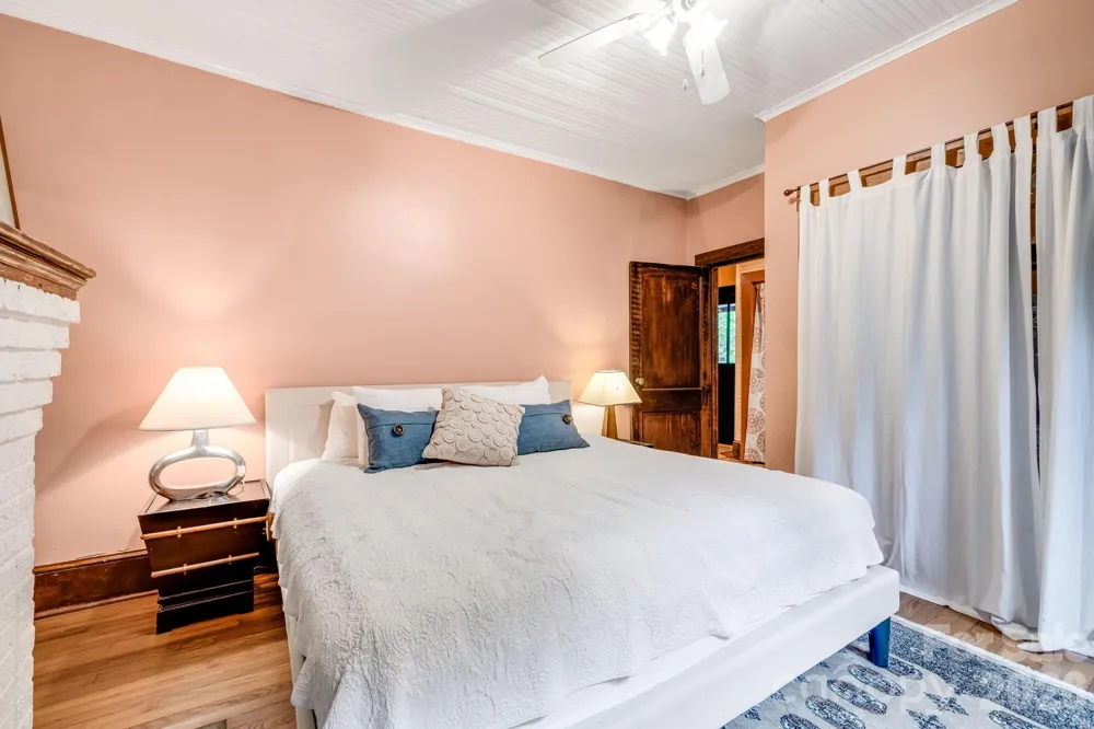 257 Henderson Drive Hot Springs, NC 28743