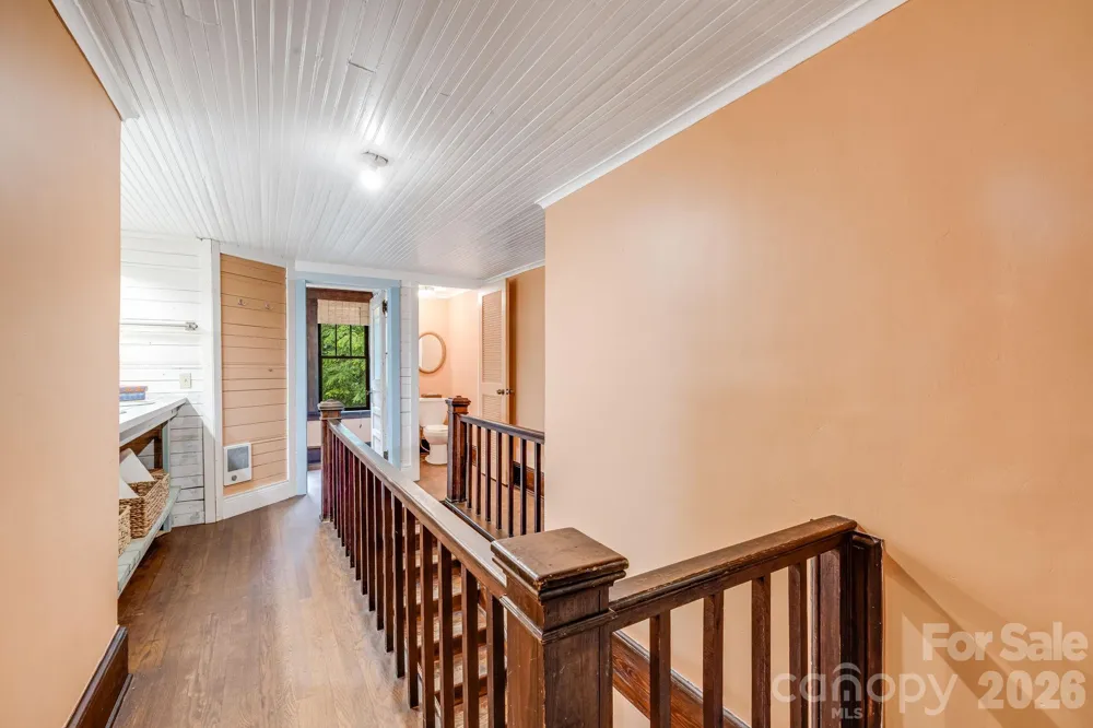257 Henderson Drive Hot Springs, NC 28743