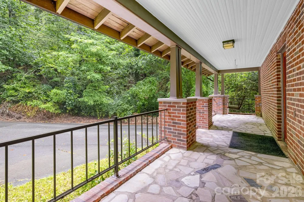 257 Henderson Drive Hot Springs, NC 28743