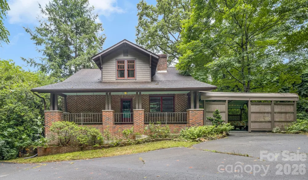 257 Henderson Drive Hot Springs, NC 28743