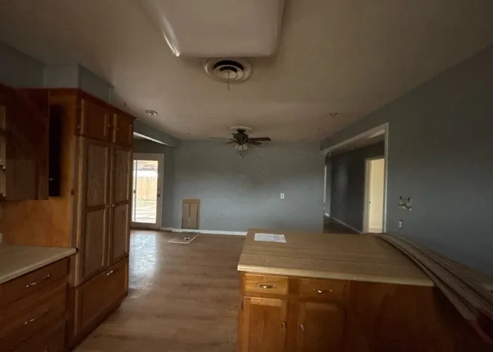 2218 Joliet Street Plainview, TX 79072