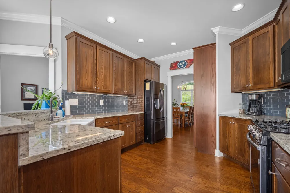 50 Bill Edde Rd Belvidere, TN 37306