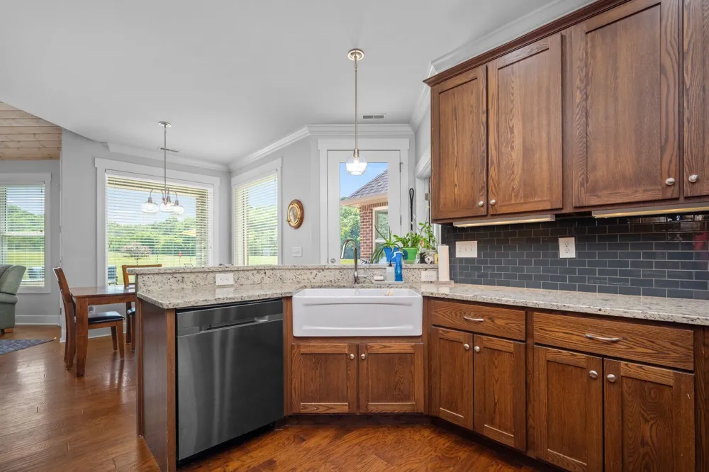 50 Bill Edde Rd Belvidere, TN 37306