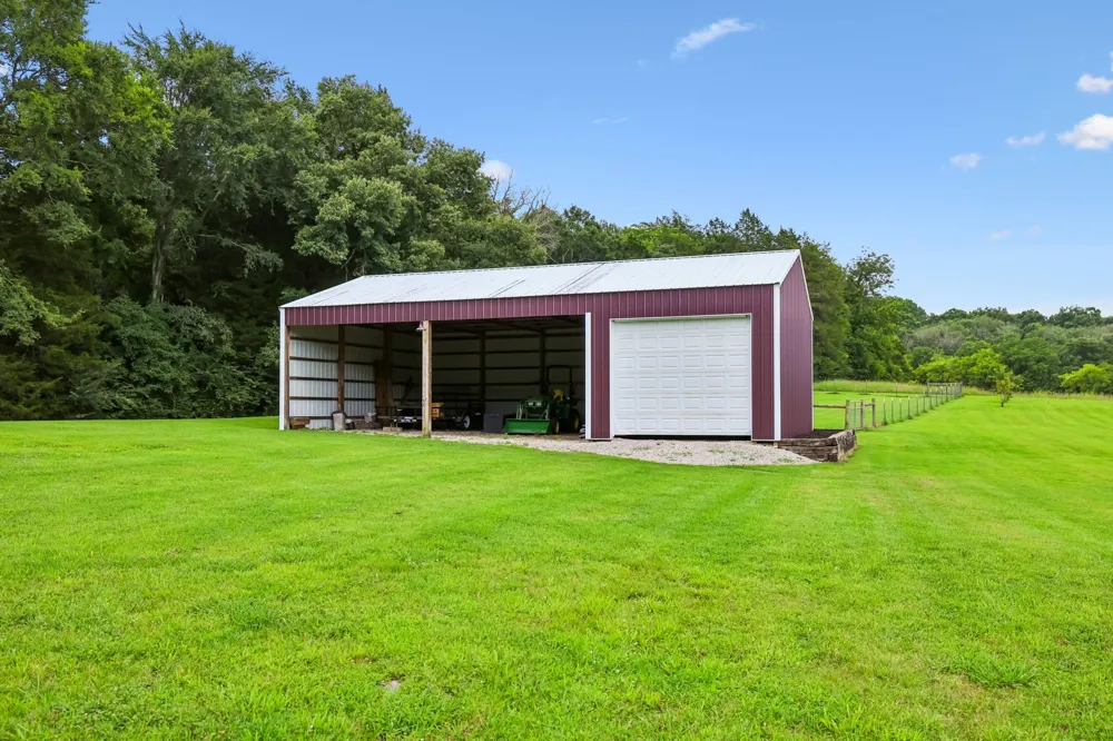 50 Bill Edde Rd Belvidere, TN 37306