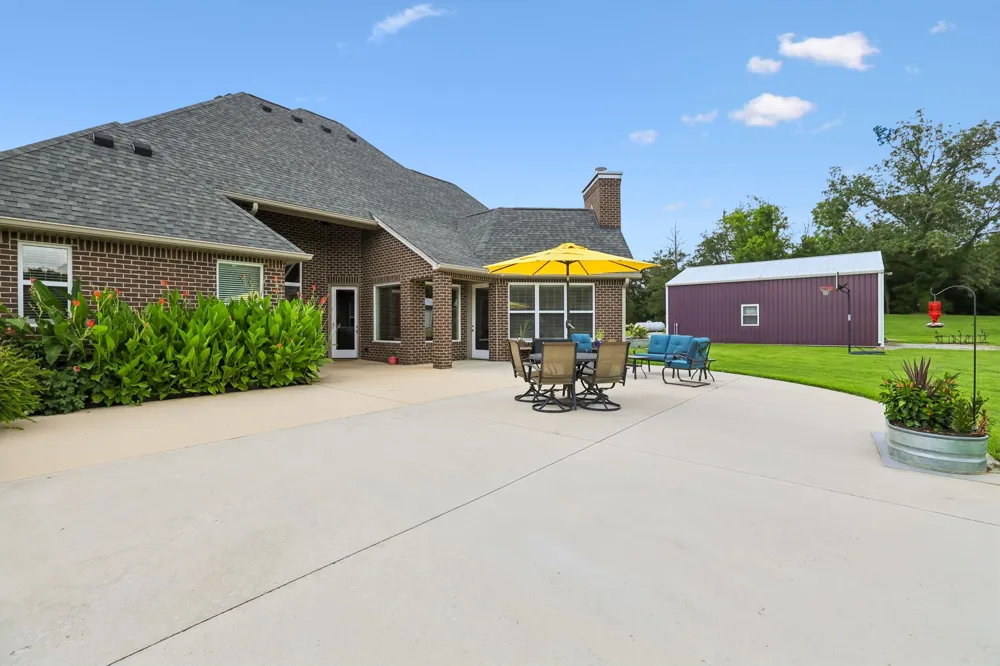 50 Bill Edde Rd Belvidere, TN 37306