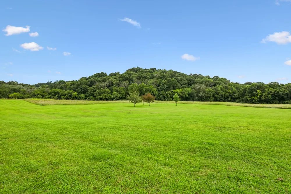 50 Bill Edde Rd Belvidere, TN 37306