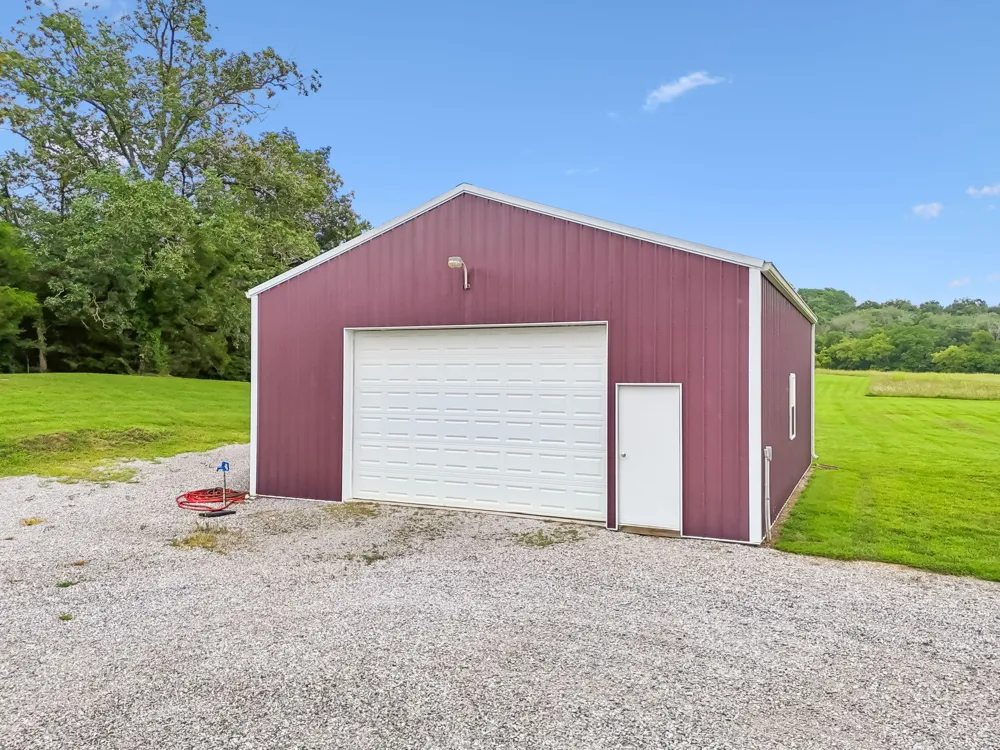 50 Bill Edde Rd Belvidere, TN 37306