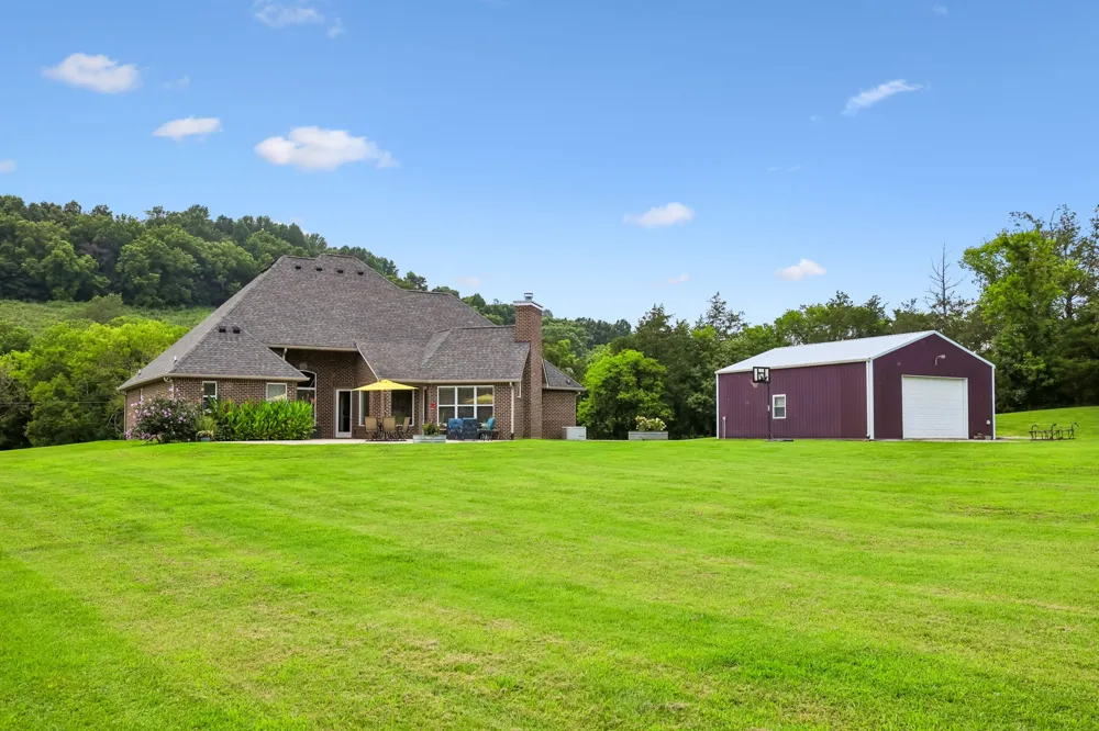 50 Bill Edde Rd Belvidere, TN 37306