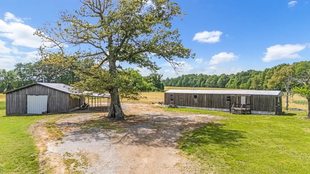 3249 Fredonia Rd Manchester, TN 37355