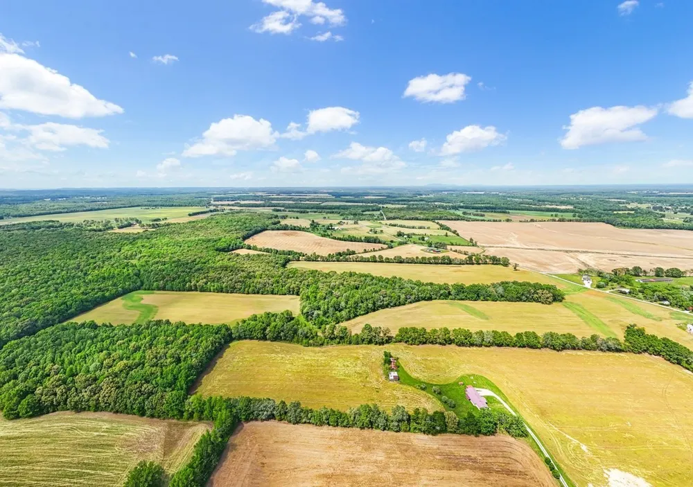 3249 Fredonia Rd Manchester, TN 37355