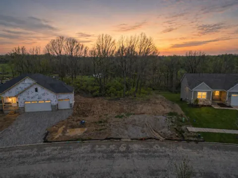 304 Apple Grove Lane