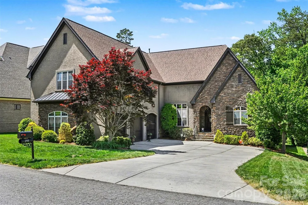 295 Bent Tree Drive Stanley, NC 28164