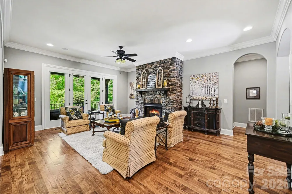 295 Bent Tree Drive Stanley, NC 28164
