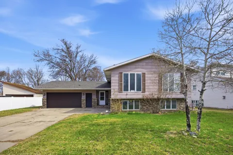609 Lily Lane