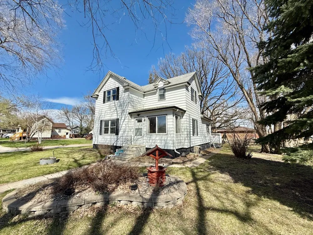 404 2nd Street S Wahpeton, ND 58075