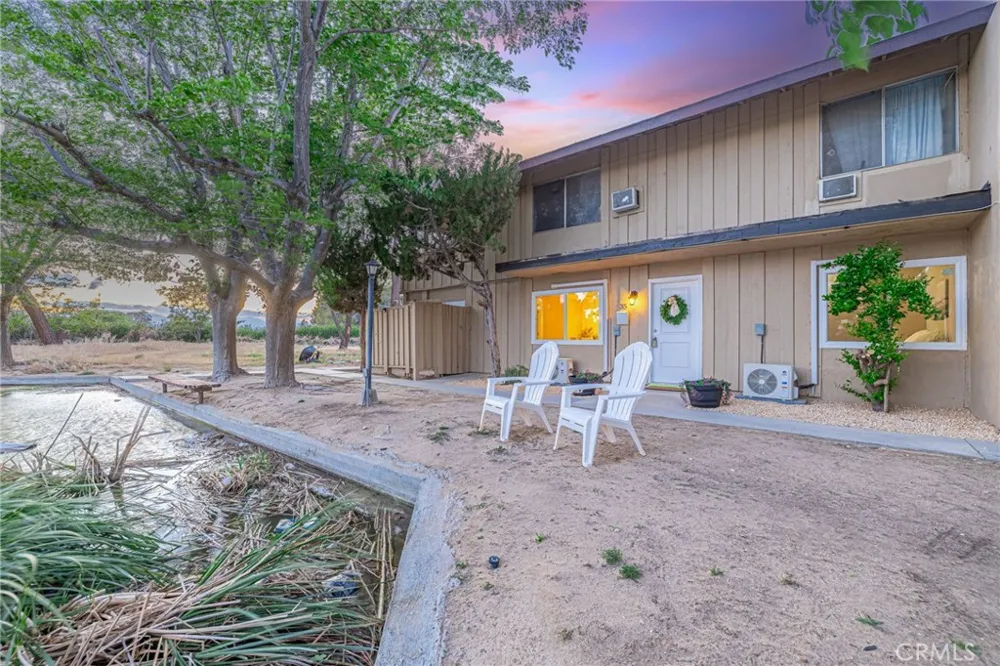 21329 Lake Shore Drive #35 California City, CA 93505