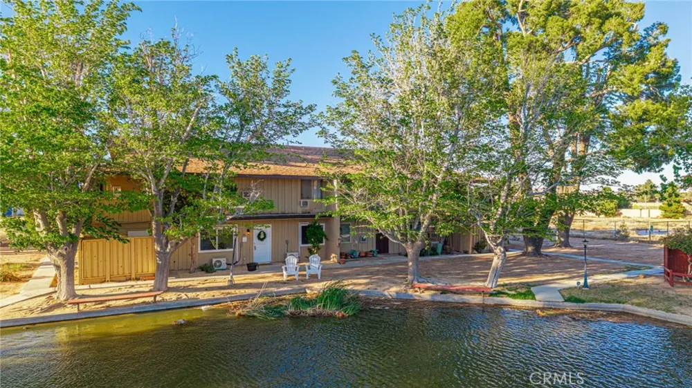 21329 Lake Shore Drive #35 California City, CA 93505