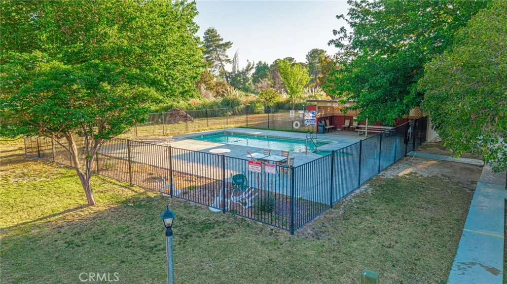21329 Lake Shore Drive #35 California City, CA 93505
